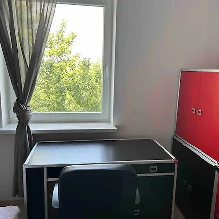 Daire Piekny Apartament Blisko Malty Z Garazem Poznan